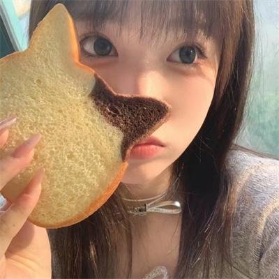 直播算命后我成了团宠